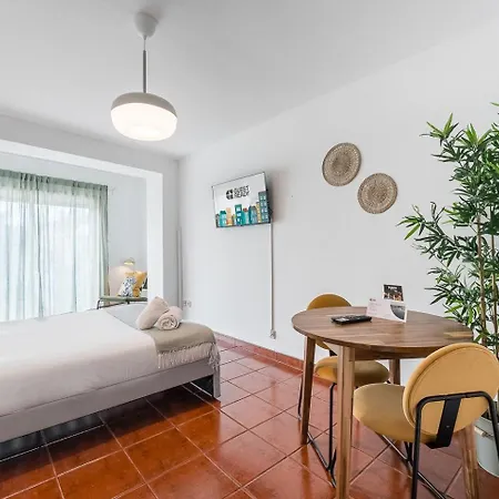 Apartment Guestready - Portrait With A View